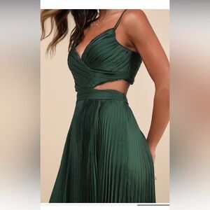 New Got the Glam Emerald Green Pleated Cutout Maxi Dress
Lulus XL